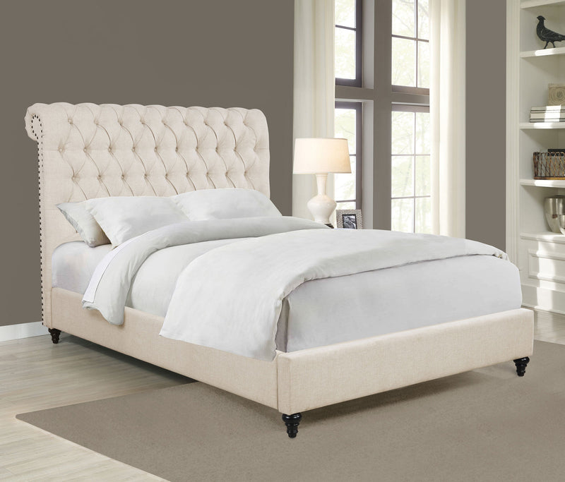 Cama Devon tapizada con paneles, 57 pulgadas