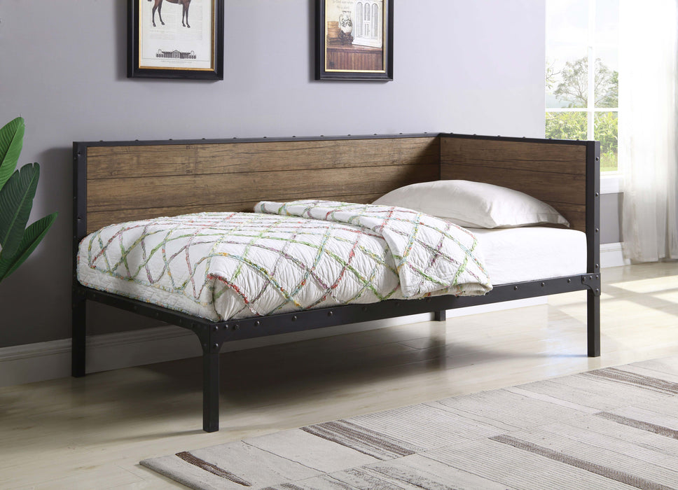 Getler Daybed Weathered Chestnut and Black