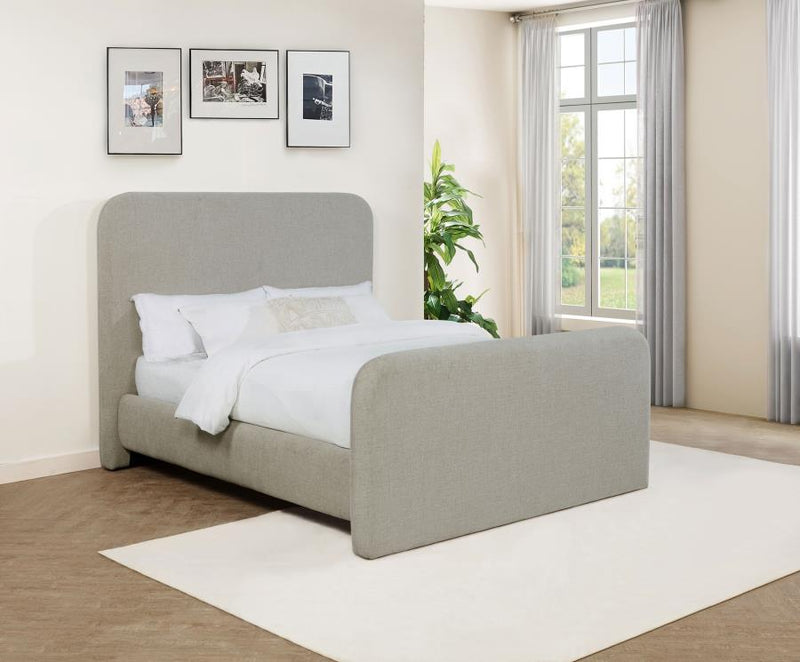 Wren Upholstered Platform Bed