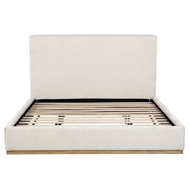 Cama tapizada Knox con paneles color crema