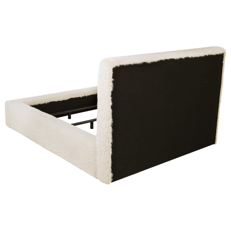 Cama tapizada de piel sintética Rebecca color crema