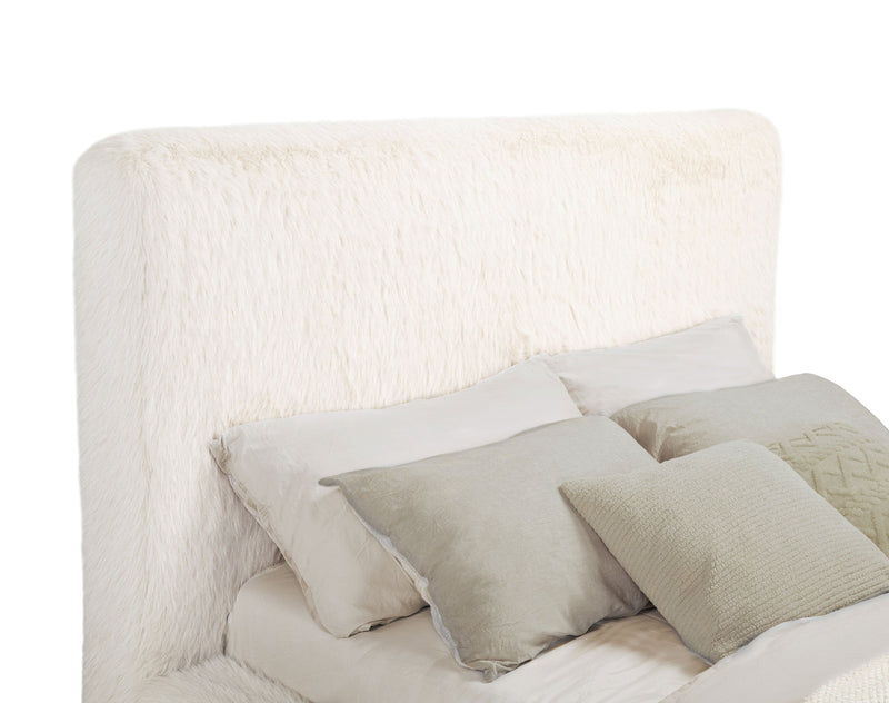 Cama tapizada de piel sintética Rebecca color crema