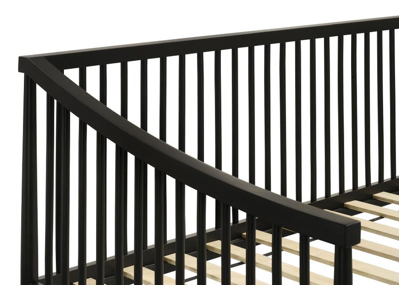 Delgado Windsor Wood Daybed with Trundle
