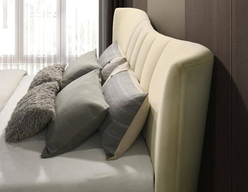 Evelyn Upholstered Panel Platform Bed