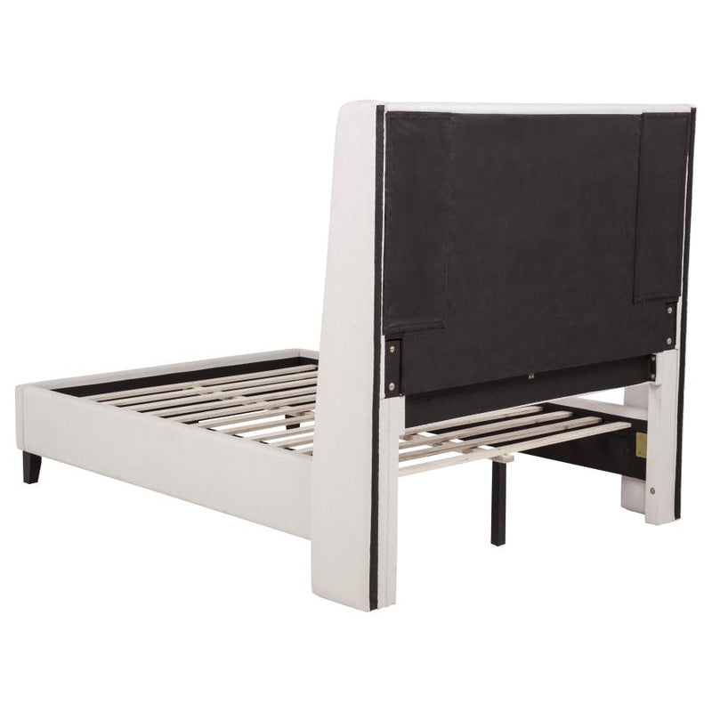 Leslie Upholstered Tufted Wingback Platform Bed