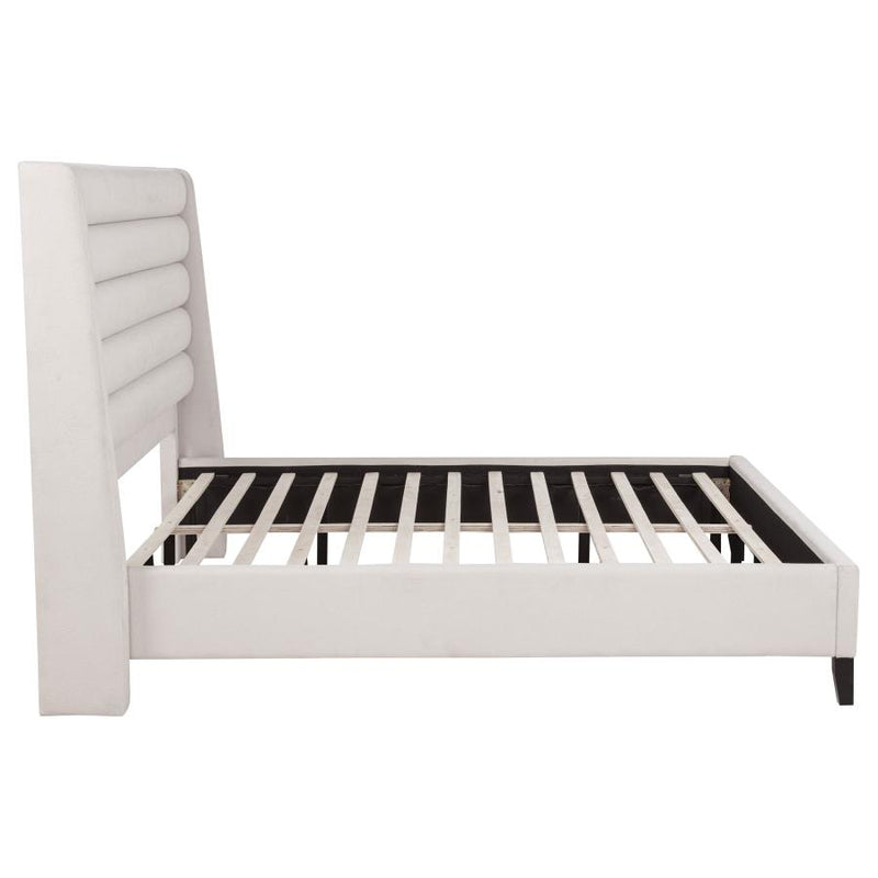 Leslie Upholstered Tufted Wingback Platform Bed