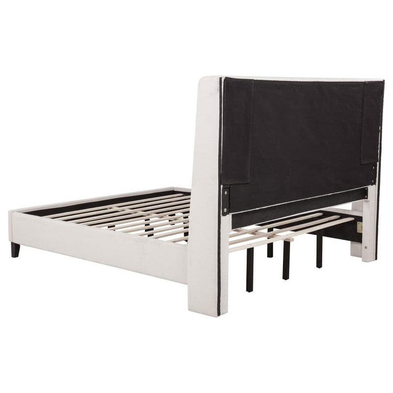 Leslie Upholstered Tufted Wingback Platform Bed