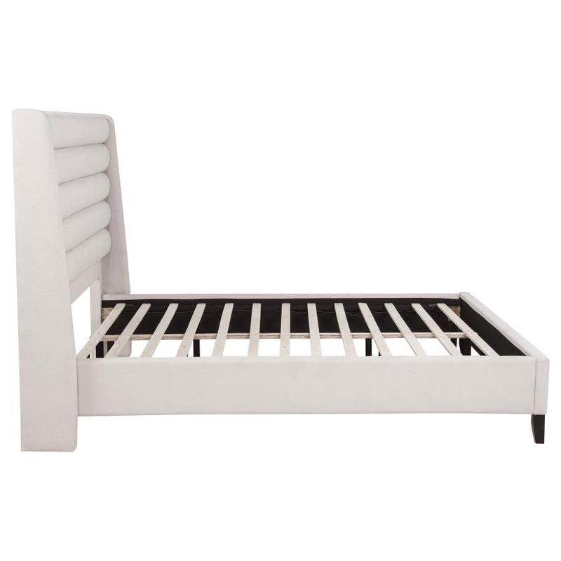 Leslie Upholstered Tufted Wingback Platform Bed