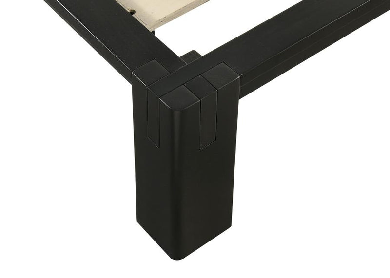 Gislen Easy Assembly Wood Platform Bed