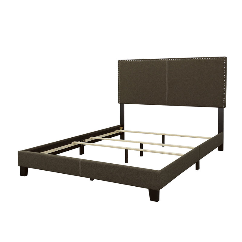 Cama Boyd tapizada con paneles
