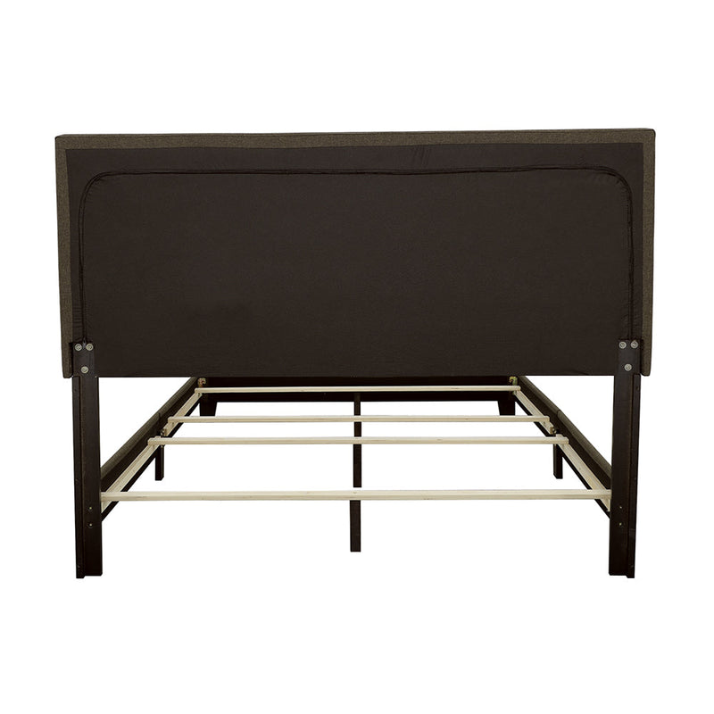 Cama Boyd tapizada con paneles