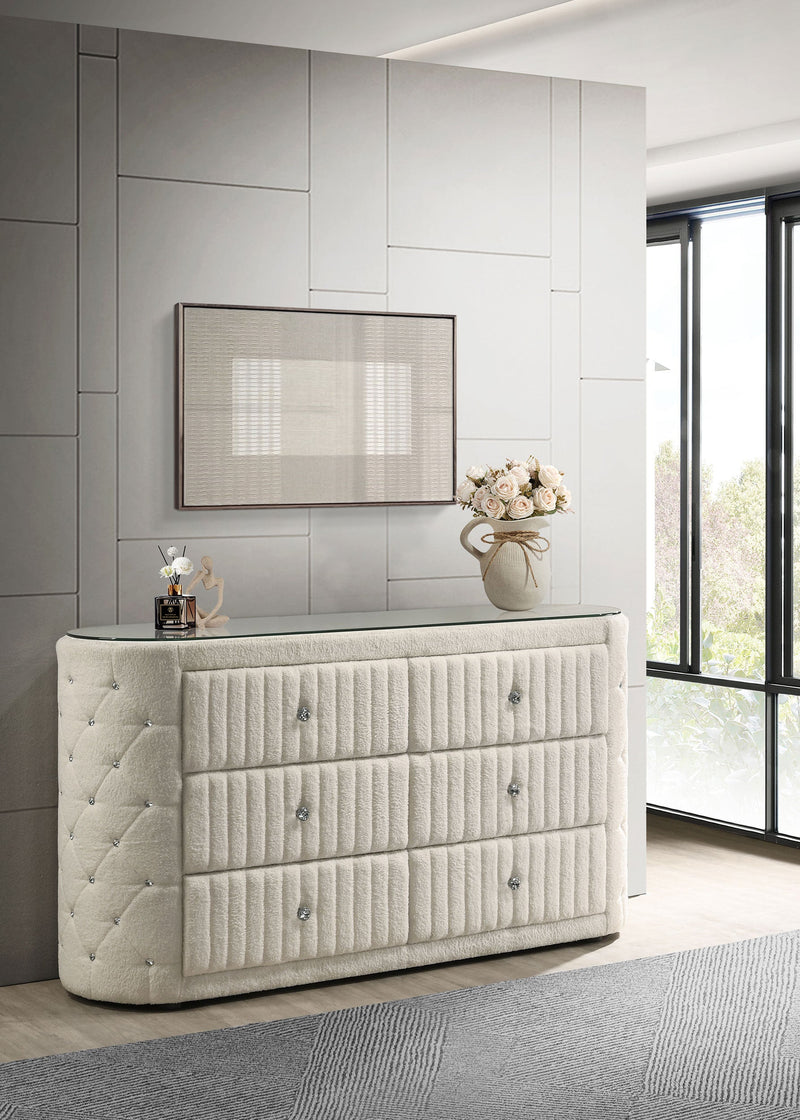 Cómoda de dormitorio tapizada de 6 cajones Sonya color marfil