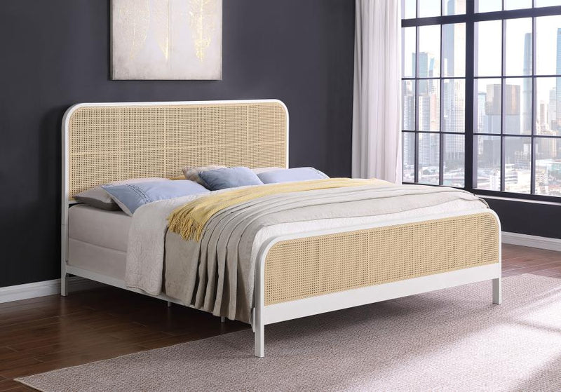 Cama de metal Lanewood con rejilla de caña abierta