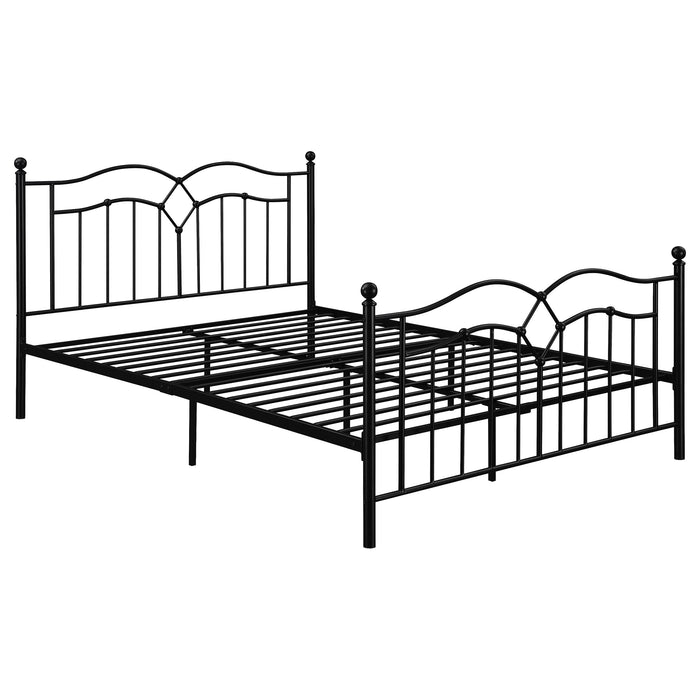 Klossen  Platform Bed Black