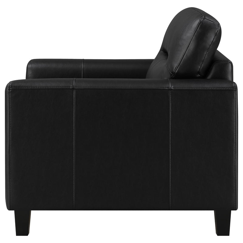 Sillón con brazos rectos tapizado en piel sintética Scotland