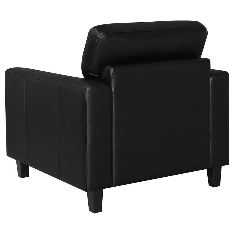 Sillón con brazos rectos tapizado en piel sintética Scotland