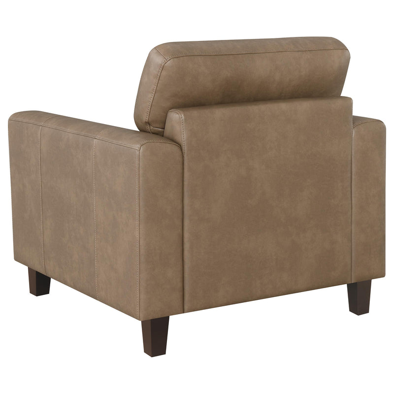 Sillón con brazos rectos tapizado en piel sintética Scotland