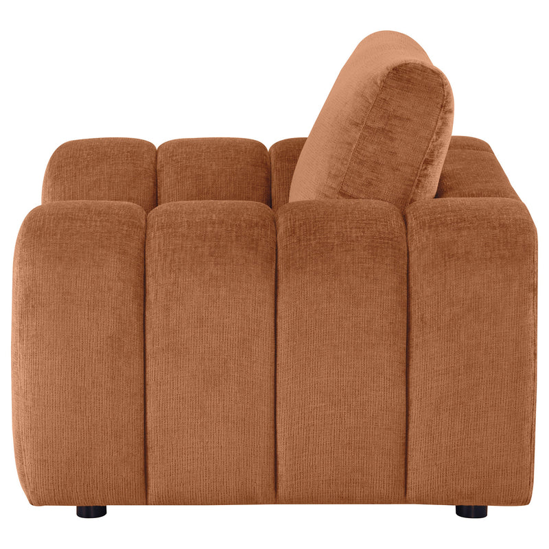 Sillón tapizado en chenilla Burnett