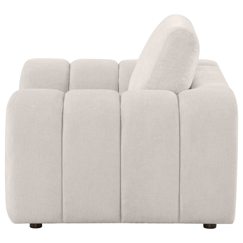 Sillón tapizado en chenilla Burnett
