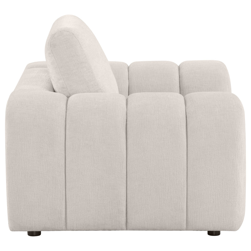 Sillón tapizado en chenilla Burnett