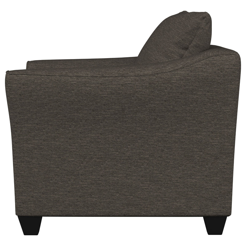 Sillón decorativo Salizar con brazos acampanados y tapizados
