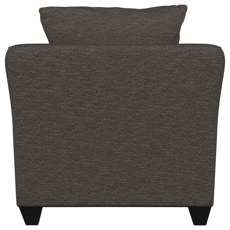 Sillón decorativo Salizar con brazos acampanados y tapizados