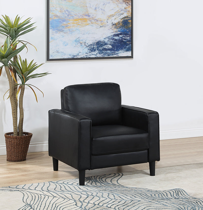 Sillón decorativo Ruth con reposabrazos tapizados