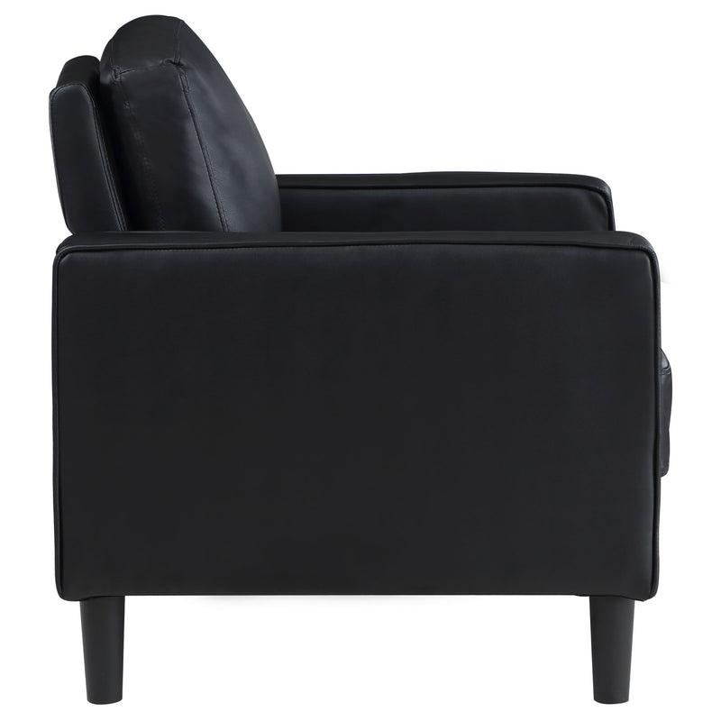 Sillón decorativo Ruth con reposabrazos tapizados