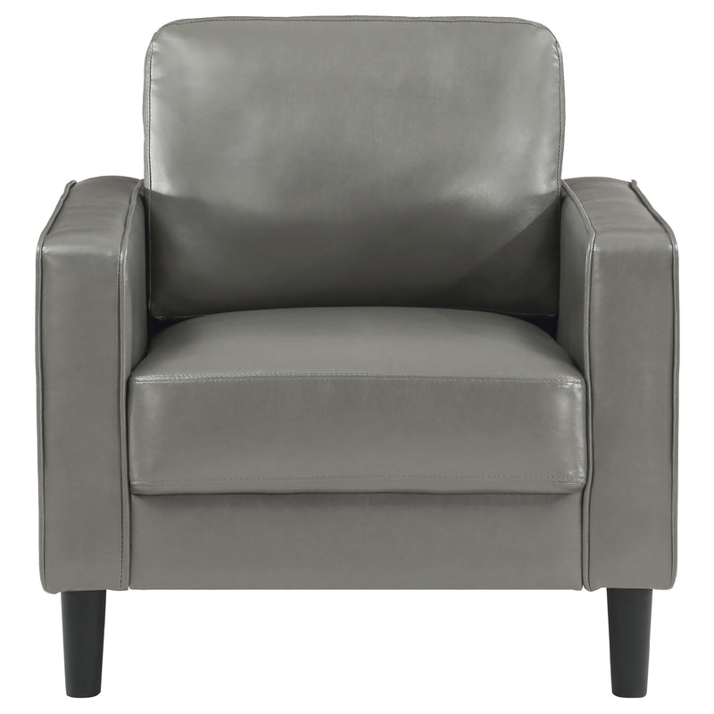Sillón decorativo Ruth con reposabrazos tapizados
