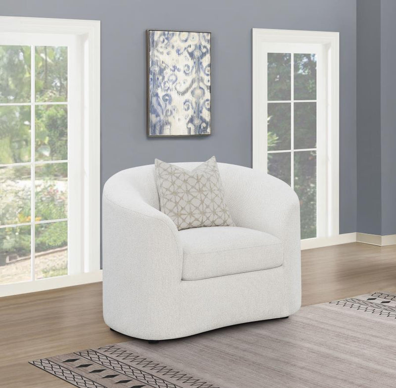 Sillón de Acento Rainn Tapizado en Boucle con Brazos Inclinados, Color Latte