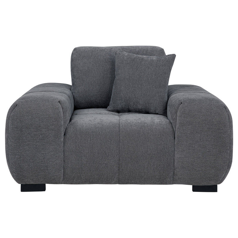 Sillón decorativo Octavia con reposabrazos cuadrados tapizados