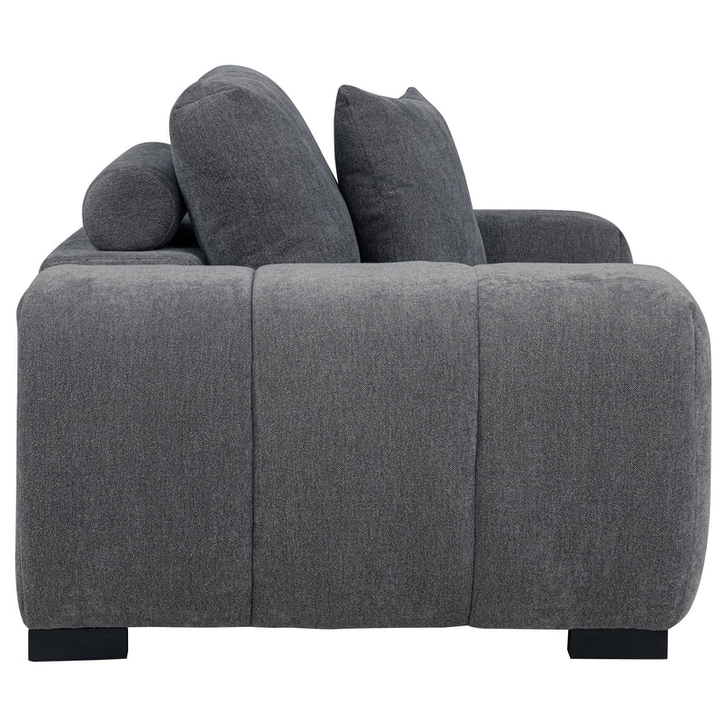 Sillón decorativo Octavia con reposabrazos cuadrados tapizados