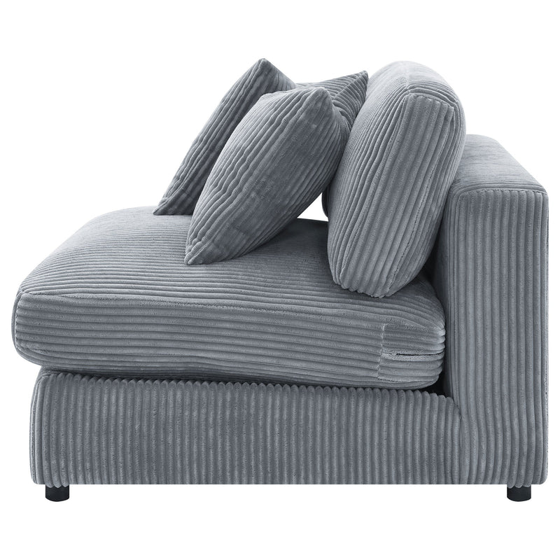 Sillón tapizado sin brazos Blaine