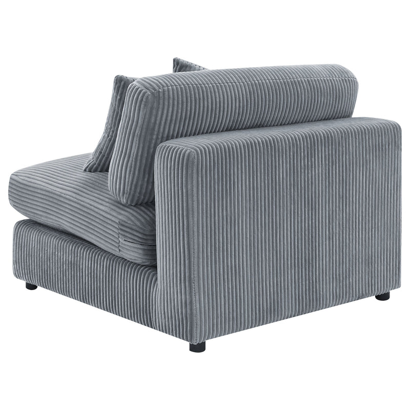Sillón tapizado sin brazos Blaine