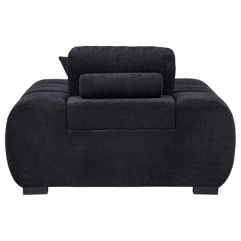 Sillón decorativo Octavia con reposabrazos cuadrados tapizados