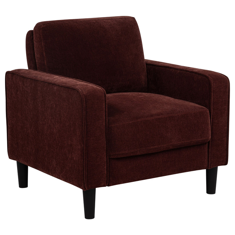 Sillón decorativo Ruth con reposabrazos tapizados