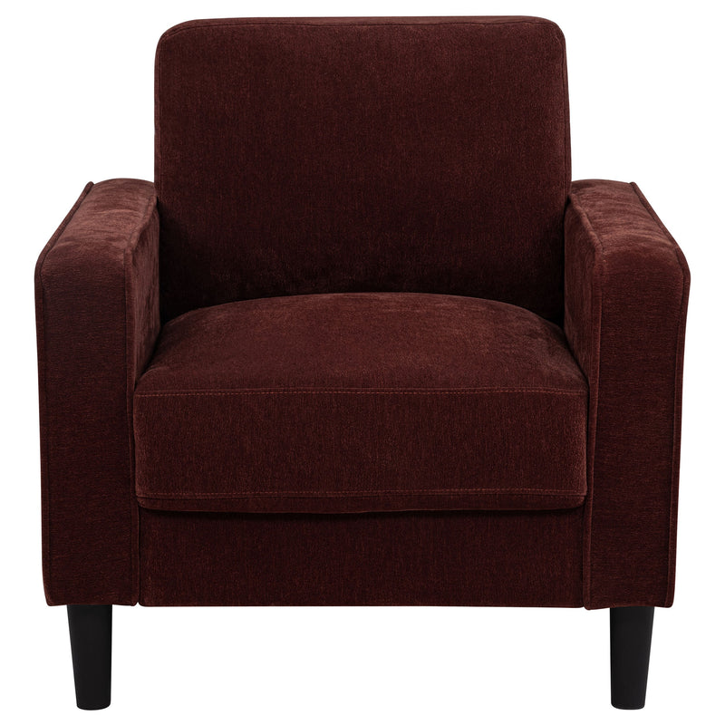 Sillón decorativo Ruth con reposabrazos tapizados