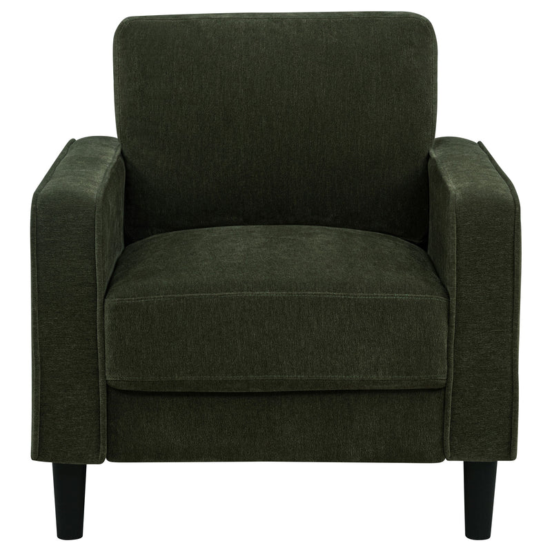 Sillón decorativo Ruth con reposabrazos tapizados