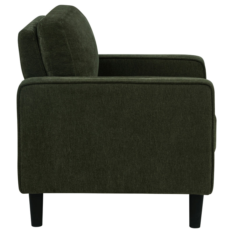Sillón decorativo Ruth con reposabrazos tapizados