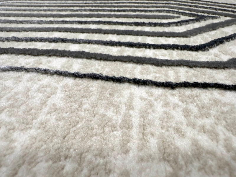 SIGNATURE Rug DESIGN 5201 Cream 5x8 (5'2x7'5")"