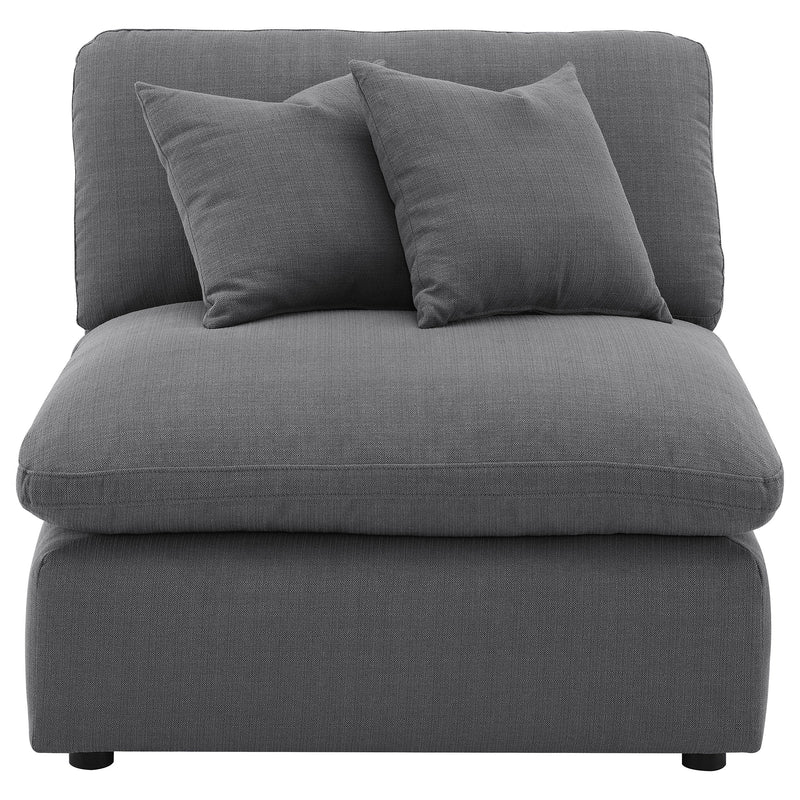 Sillón tapizado sin brazos Hobson