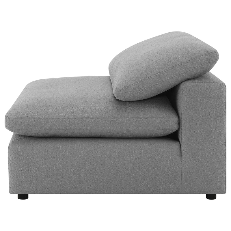 Sillón sin brazos tapizado en bouclé Raleigh