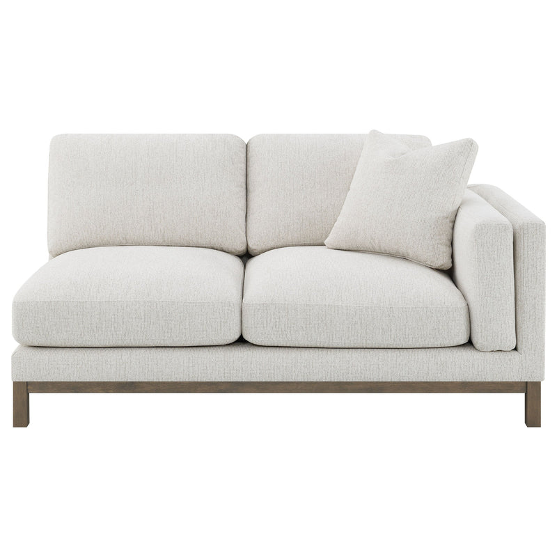 Sofá seccional chaise tapizado en bouclé Ginebra color arena