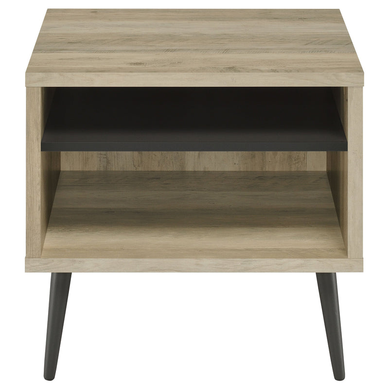 Mesa auxiliar cuadrada de madera de ingeniería Welsh, pino envejecido