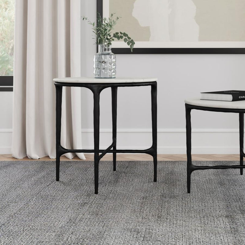 Mesa auxiliar Hermas redonda con tapa de mármol auténtico y base metálica, color blanco