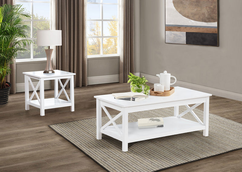Mesa auxiliar Skyview cuadrada de madera de pino con estante blanca