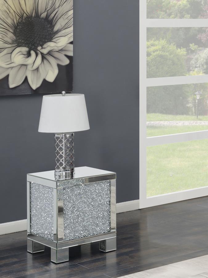 Mesa auxiliar rectangular de acrílico espejado plateado Gillian