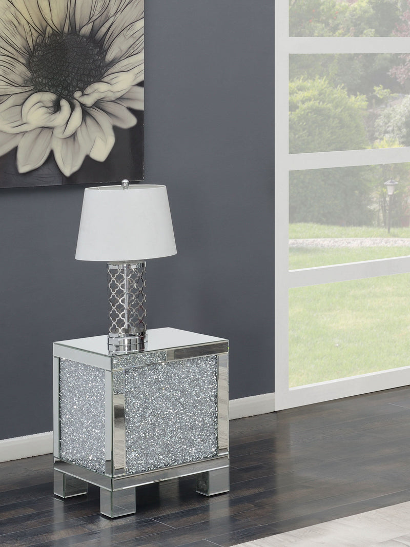 Mesa auxiliar rectangular de acrílico espejado plateado Gillian