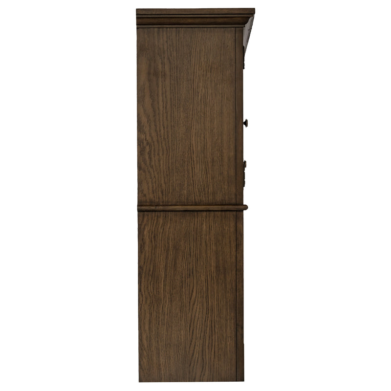 Alacena Hartshill de 2 puertas con estantes, roble pulido