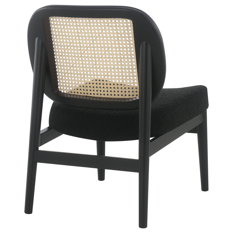 Sillón decorativo Rayo Rattan con respaldo de caña y asiento acolchado